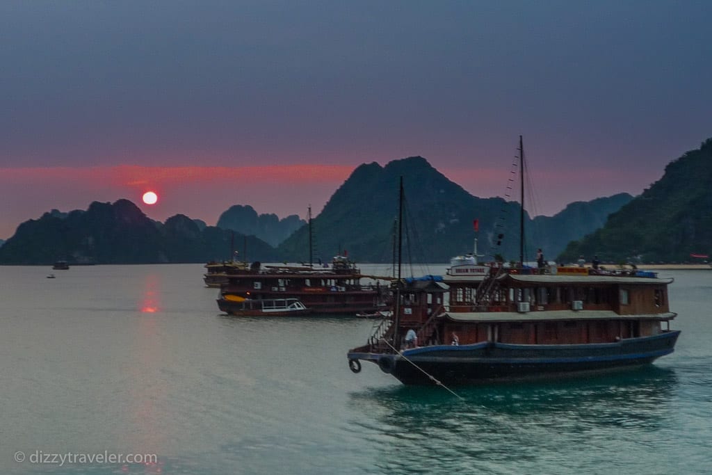 Junk Boat and sunrise