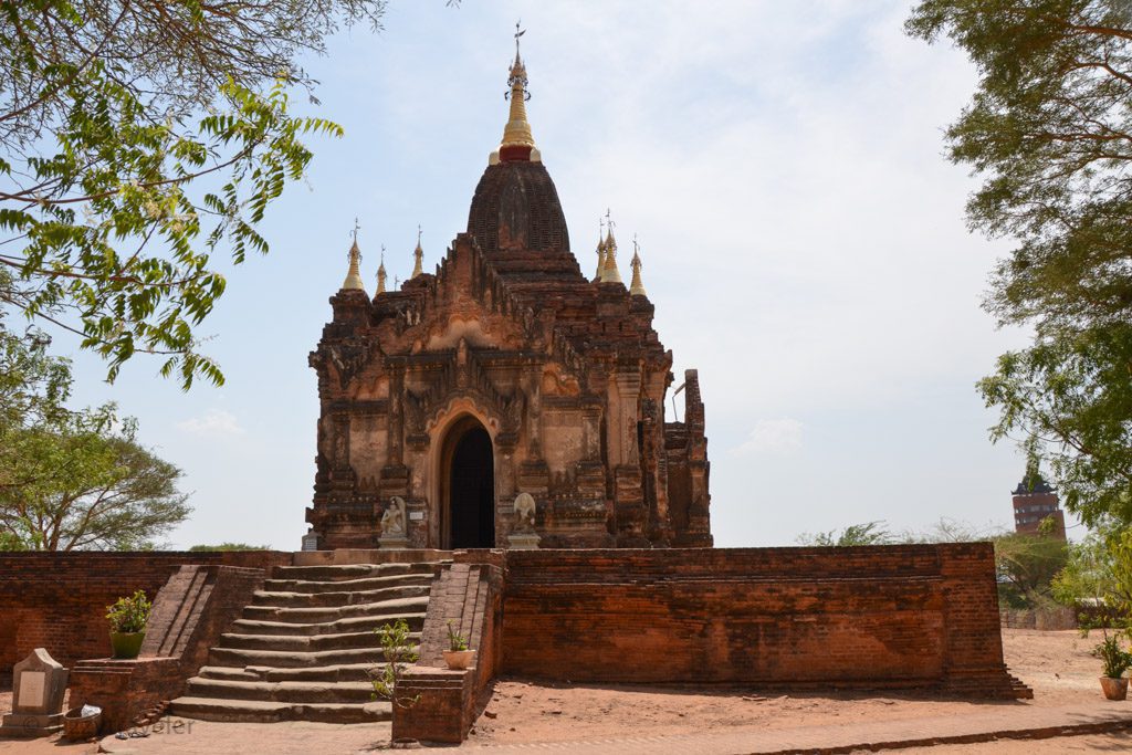 Shin Izza Gawna Temple - Bagan