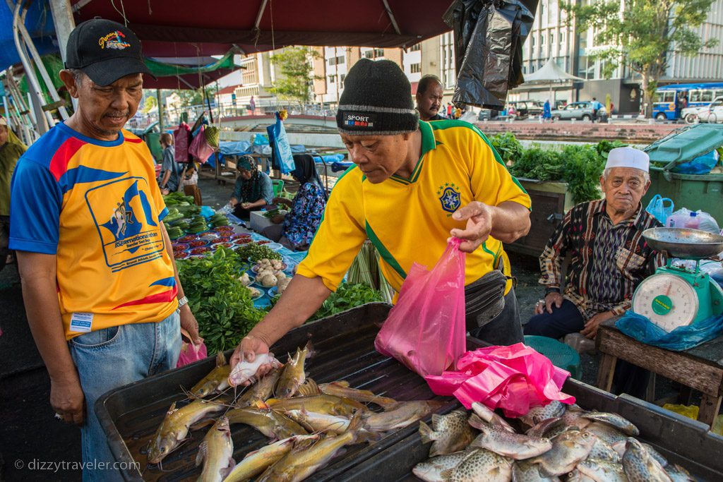 Tamu Kianggeh Morning Market, Brunei