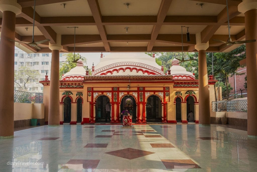 Dhakeshwari Hindu Temple in Dhaka