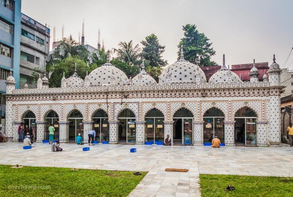 View of Star Mosque (Tara Masjid)