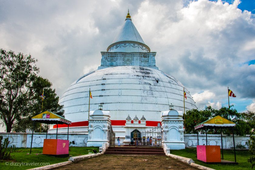 Tissa Stupa, Tissamaharama, Sri Lanka