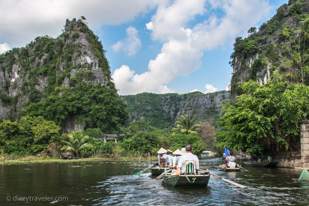 Tam Coc boat ride