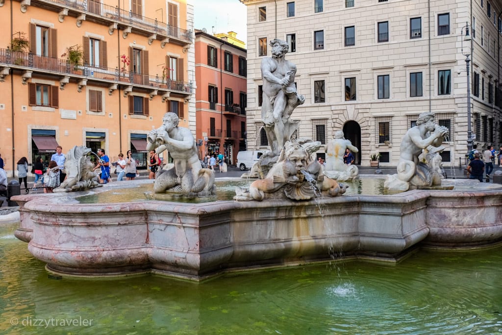 Navona fountain